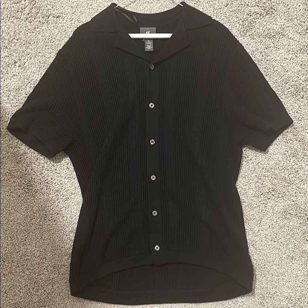 H&M Black Casual Button Down Shirt Camp Collar